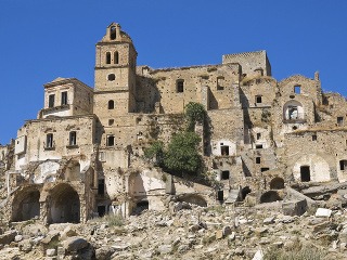 Mesto Craco, Taliansko