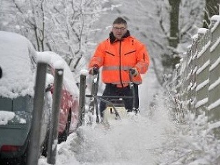 Slovensko dnes pokryl sneh
