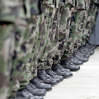 Armáda ponúka civilom uniformu