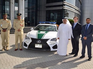 Polícia v Dubaji znova