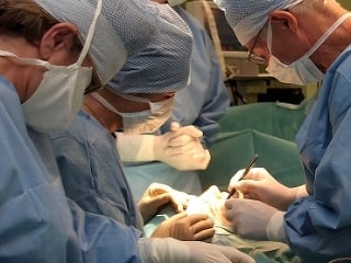 Z operačného stola: Pacienti