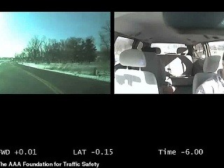 SMS za volantom vedú