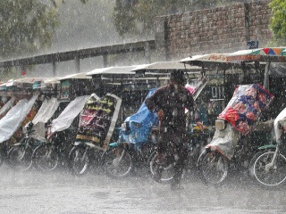 Pakistan zasiahli silné dažde