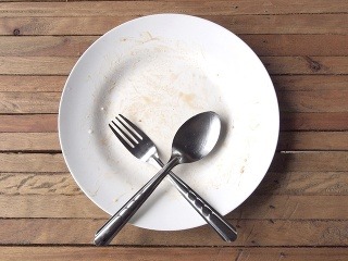 Nevynechávajte žiadne jedlo, inak