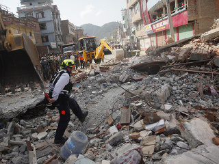 Nepál postihlo ďalšie zemetrasenie.