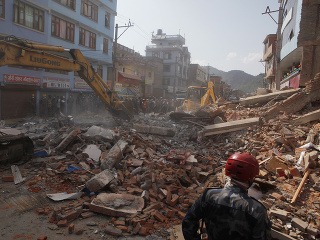 Nepál postihlo ďalšie zemetrasenie.