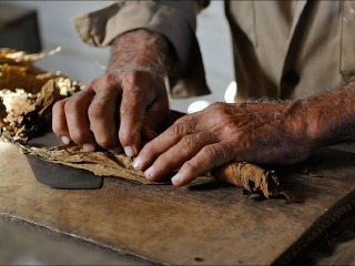 Ručná výroba cigár, Kuba