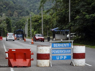 Malajzia objavila pri hraniciach