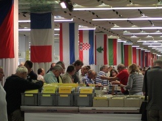 Mince, známky, zbrane i