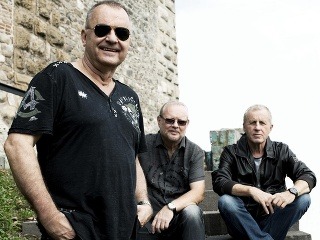 Megakoncert Elánu už o