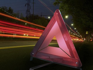 Vodič nestihol zabrzdiť v