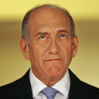 Izraelský premiér Olmert oznámil