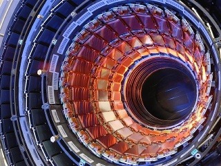 Konšpirátori tvrdia: Hadrónový urýchľovač