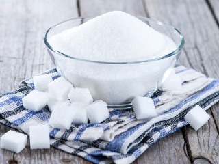 Aj obyčajný cukor sa