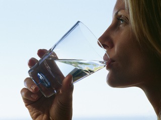 Skutočne pomôže pohár obyčajne