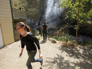 Kaliforniu sužujú požiare