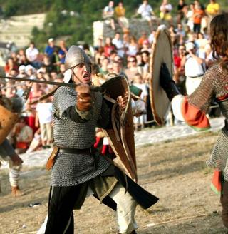Vikingovia, Normani či mušketieri
