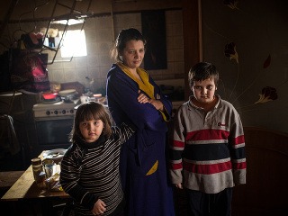 Fotografie zdobia promenádu na