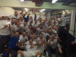 Radosť reprezentantov po postupe