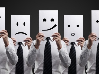 Diskusie v paláci už