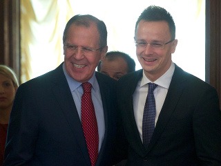 Sergej Lavrov a Péter