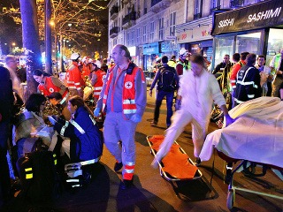 Svet hľadal vinníkov parížskych