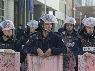 Opozičné protesty v Kosove