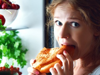 Trápia vás nočné mory