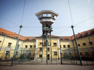 Vo väzení v Leopoldove