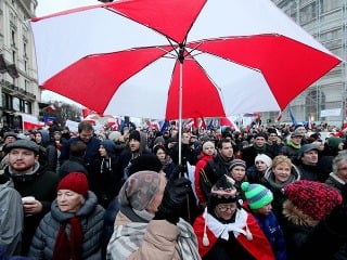 Demonštranti v Poľsku žiadajú