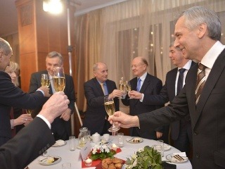 Prípitok na oslave KDH