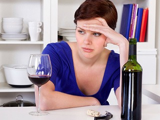 Červené víno spúšťa migrénu