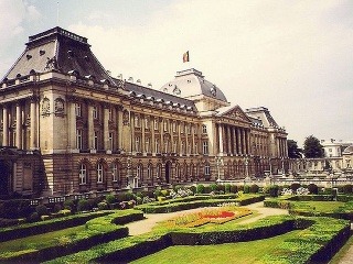 Kráľovský palác a záhrady