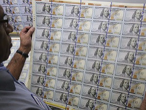 Skutočný dôvod, prečo dolár