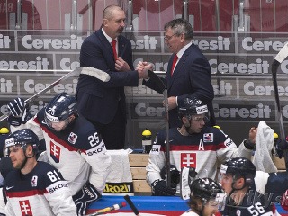 Zdeno Cíger na lavičke