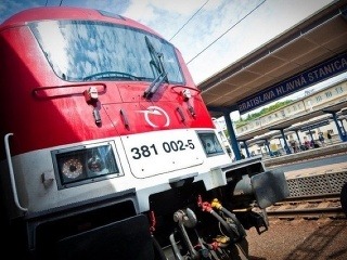 Vlaky InterCity končia, nahradia