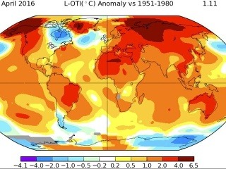 Planéta Zem trhá teplotné