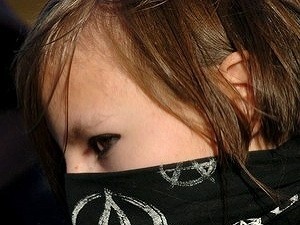 Anarchisti, drogoví díleri a