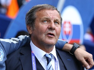 Tréner slovenskej futbalovej reprezentácie