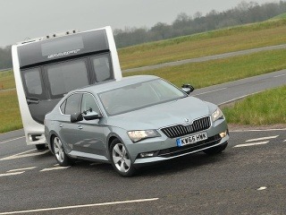 Škoda Superb 1400-1549 