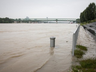 Hladina Dunaja sa zvýšila