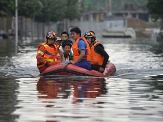 Vražedné záplavy v Číne: