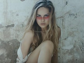 Lina Mayer chce znova