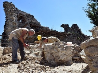 FOTO Slovenskí archeológovia nezaháľajú