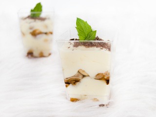 Tiramisu je veľmi lahodný