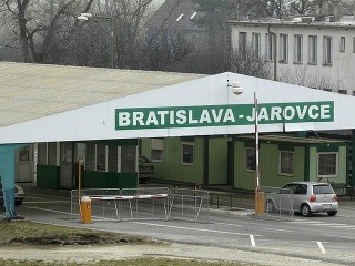 Policajti zadržali na slovenskej