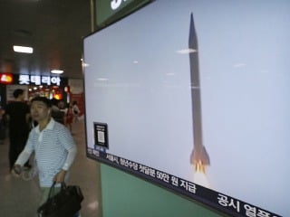 Severná Kórea vypálila dve