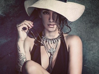 Spomaľte s Kristínou Tran.