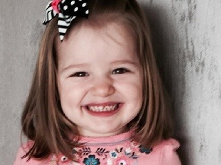 Malá Valentína je šťastné