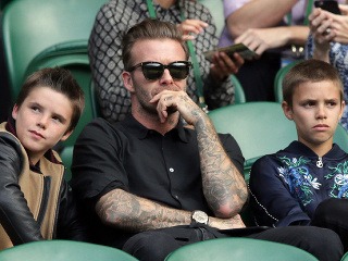 Najmladší Beckhamov syn ide